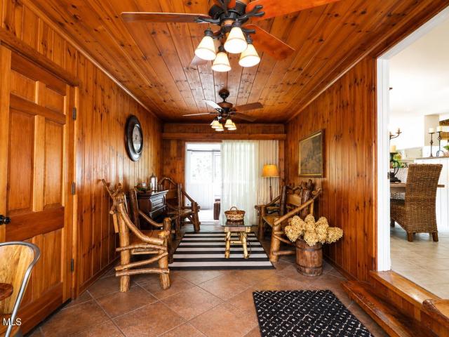 1161 County Highway 122