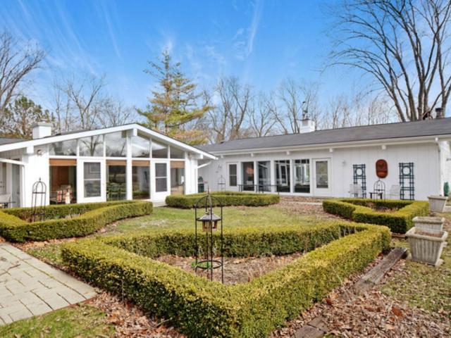 1161 Winwood Dr, Lake Forest, IL 60045 | MLS #12671