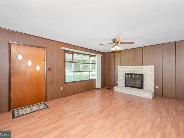 11623 Daysville Rd, Frederick, MD 21701 | MLS #MDFR2079