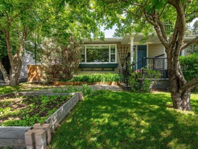 1163 Avenue Nw, Edmonton, AB, T6G 0G2 house for sale | Listing ID E4496 | Royal LePage