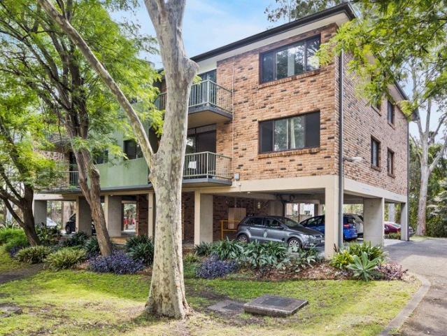 11/6 12 Hindmarsh Avenue, North Wollongong