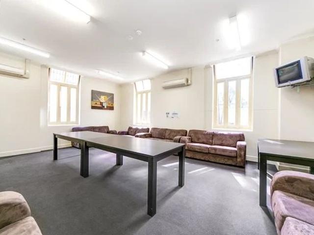 116 130 Main Drive, Melbourne