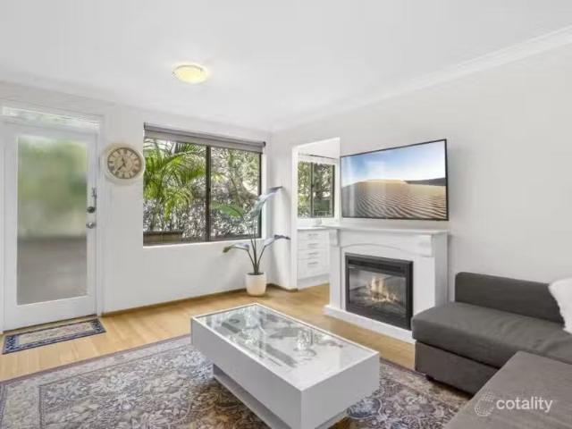 1/16 Clarke Street, Narrabeen Apartment for rent Listed by Ka.