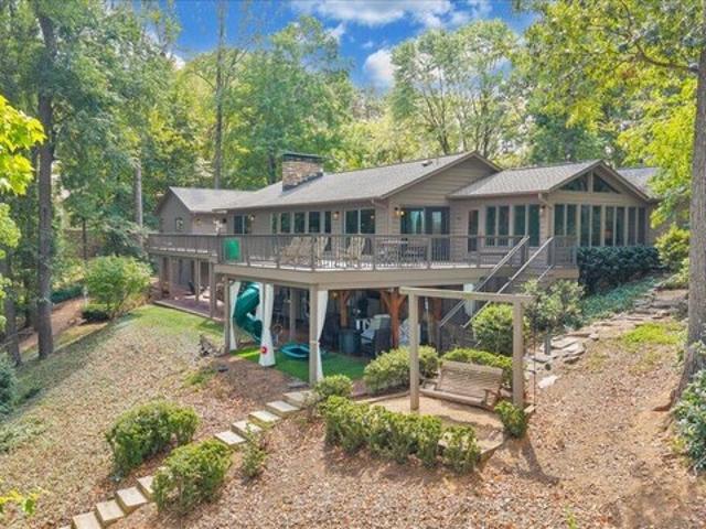 116 Clipper Cir, Moneta, VA 24121