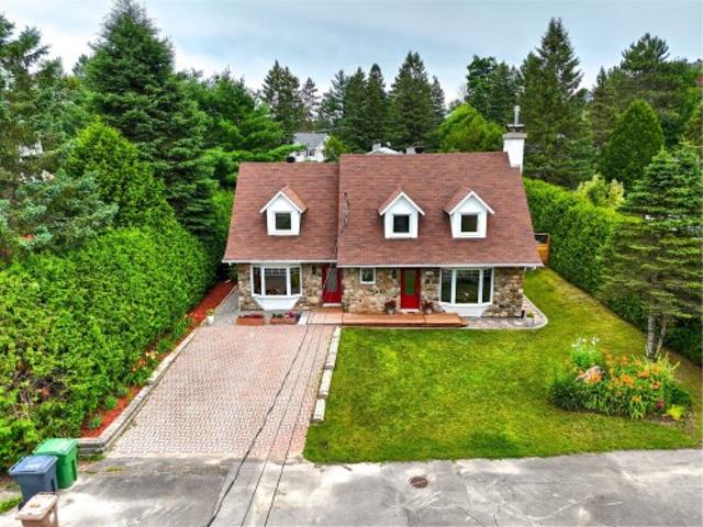 116 Av. De La Vallée, Saint Sauveur, QC, J0R 1R5 house for sale | Listing ID 17851 | Royal LePage
