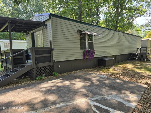 116 Avon Lane