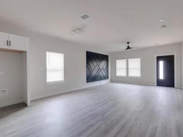 116 Bowie Street