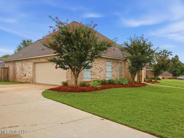 116 Bridge Walk Drive
