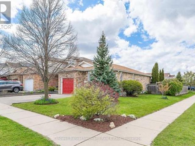 116 Doyle Drive, Guelph Clairfields/Hanlon Business Park, ON, N1G 5B4 house for sale | Listing ID X13784 | Royal LePage