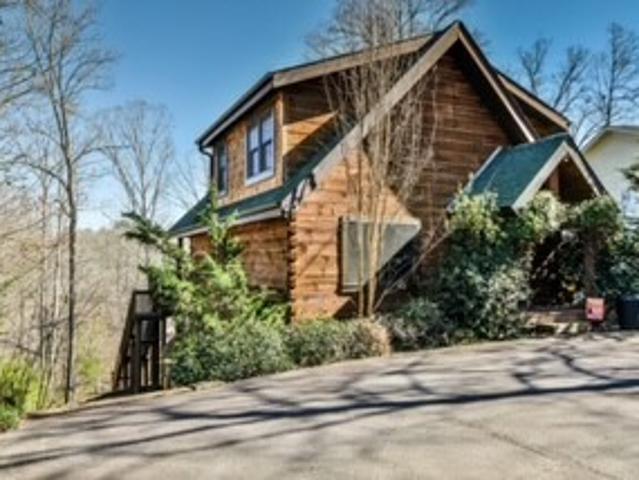 116 Deerfield Lane
