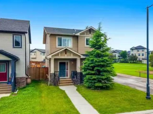 116 Drake Landing Loop, Okotoks, AB, T1S 0H4 house for sale.