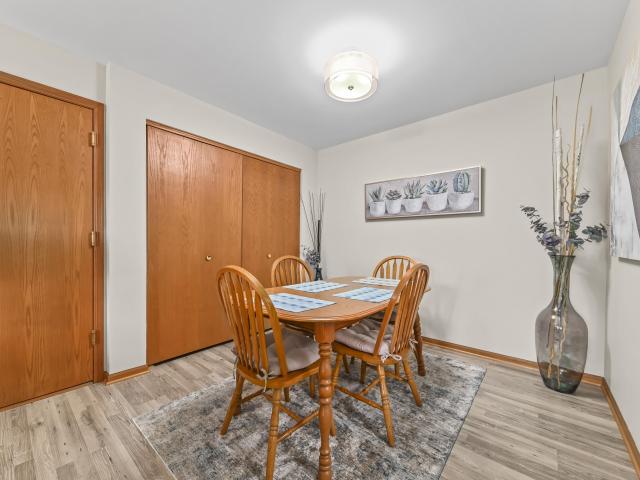 116 E Freistadt Rd, Unit D