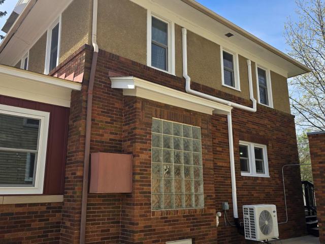 116 E School Street