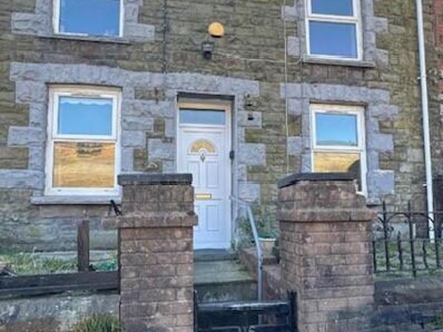 116 East Road, Tylorstown, Ferndale 3 bed house to rent £745 pcm £172 pw