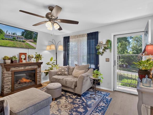 116 Oak Ridge Circle