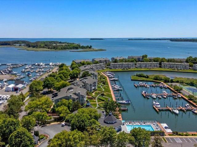 116 Oyster Cove Drive # 1D