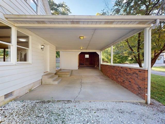 116 N Sycamore Street