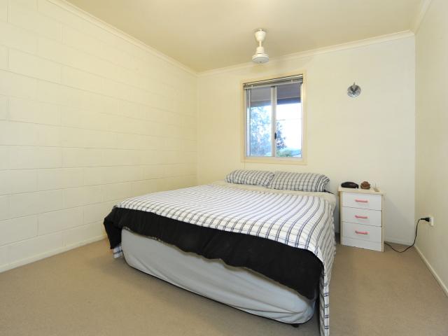 11/6 Saint Martins Lane Cannonvale, QLD 4802