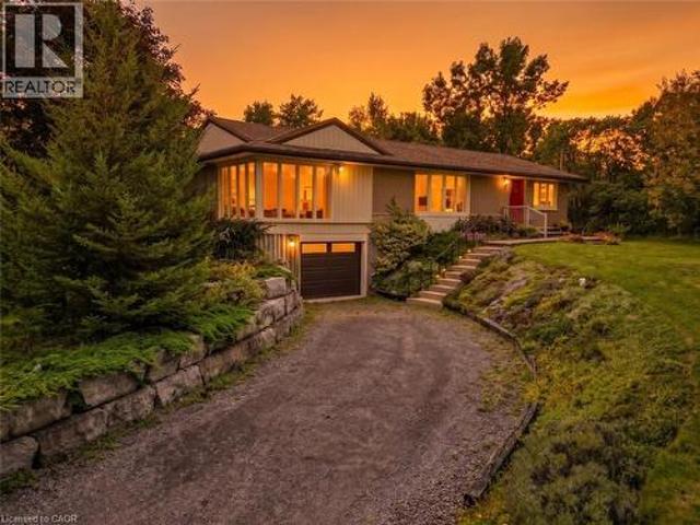116 Russ Road, Grimsby, ON, L3M 4E7 house for sale | Listing ID 40860 | Royal LePage