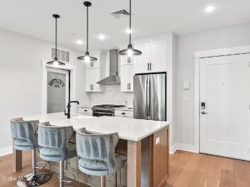 116 West Avenue 309 #