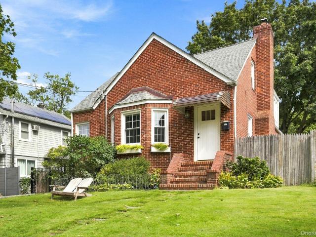 116 Wyman Avenue