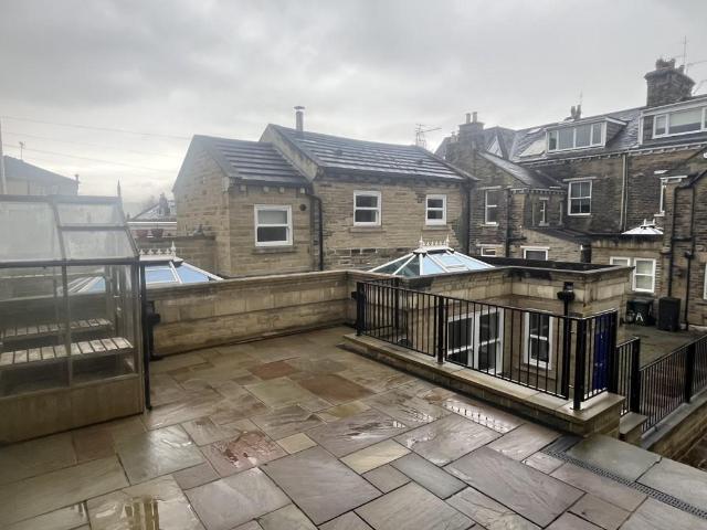 116a Bradford Rd,Shipley,BD18 3DF 1 bed terraced house to rent £795 pcm £183 pw
