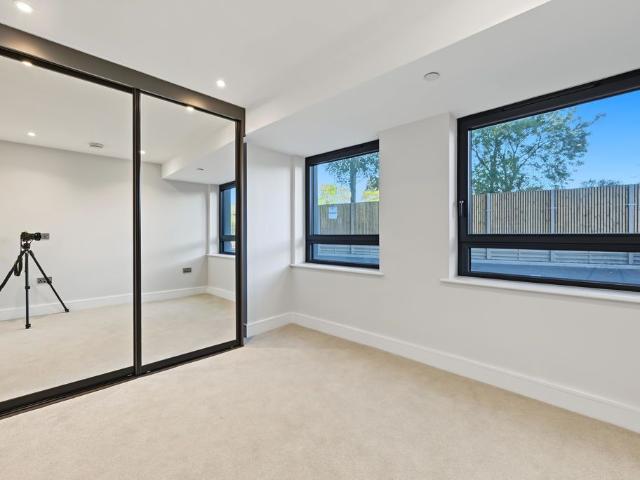 116c Cockfosters Road, Barnet EN4, 1 bed flat to rent, £1,750 pcm | PrimeLocation