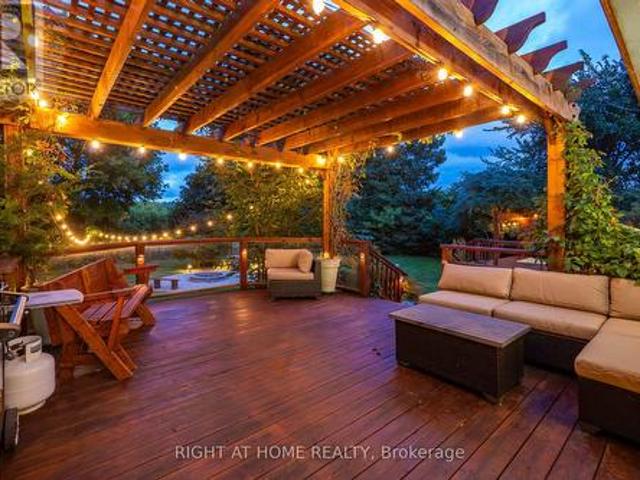 11749 Tenth Line, Halton Hills, ON, L7G 4S7 house for sale | Listing ID W13823 | Royal LePage