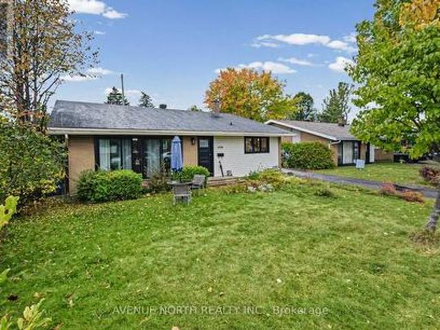 1174 Maybank Street, Ottawa, ON, K2C 2W6 house for sale | Listing ID X14020 | Royal LePage