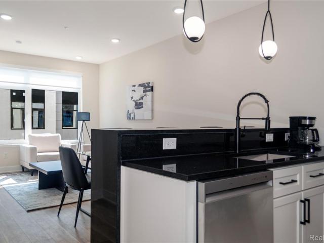 1174 Smart Town Drive, Dearborn, US, MI