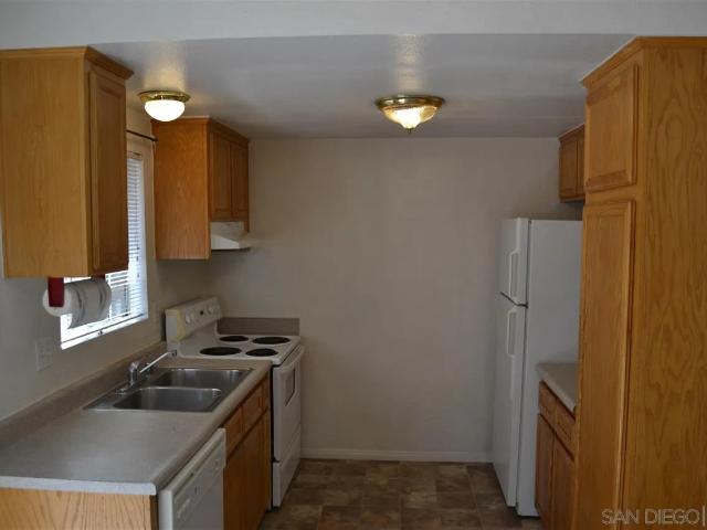 1174 11th St, Imperial Beach, CA 91932 | MLS #260009