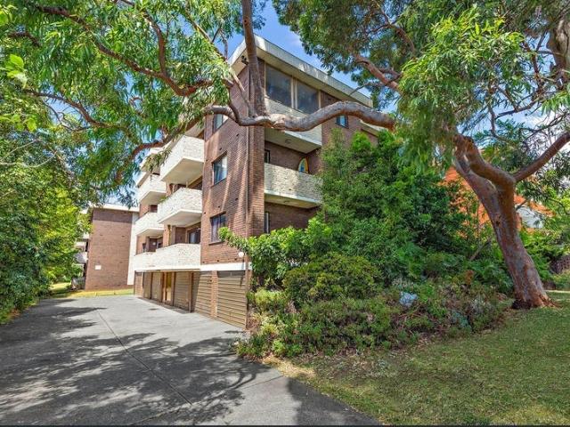 11/74 76 Milton Street, Ashfield > Petersham Property Group