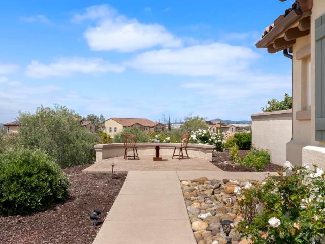 11753 Big Canyon Ln