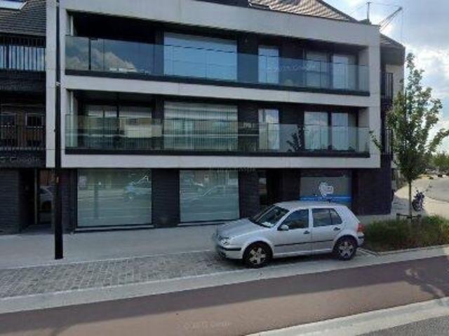 11757 m2 apartment for rent in Oostrozebeke