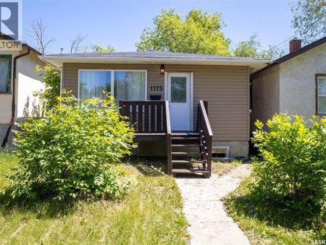 1175 Queen Street, Regina, SK, S4T 4B3 house for sale | Listing ID SK039661 | Royal LePage