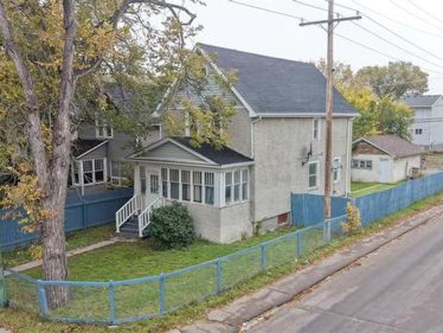 1175 Rae Street, Regina, SK, S4T 2B9 house for sale | Listing ID SK051027 | Royal LePage