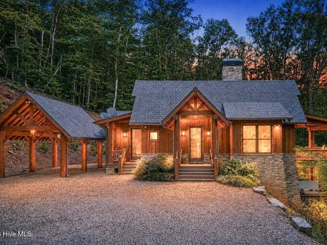 1175 Wolfcreek Road