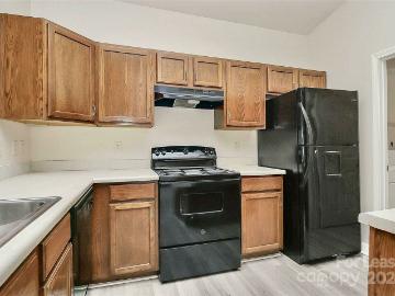 11761 Ridgeway Park Drive, Charlotte, US, NC
