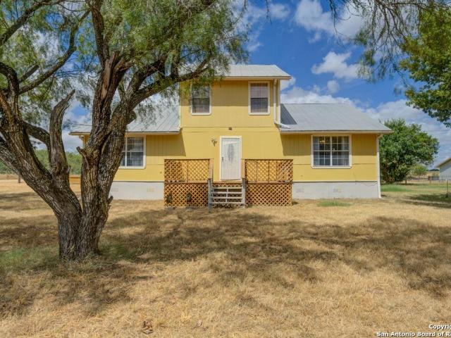 1176 Old Adams Ln, Pleasanton, TX 78064 | MLS #1894