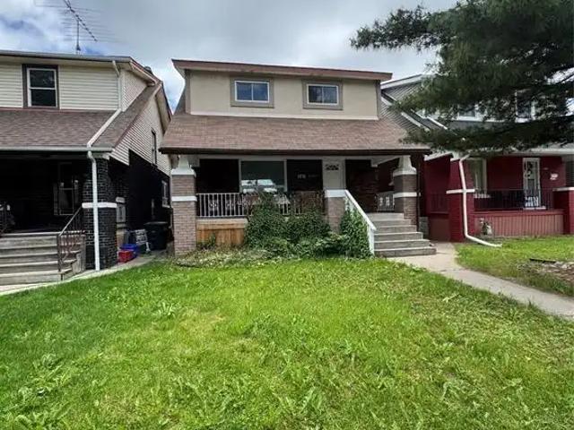 1176 HALL AVENUE