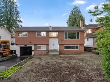 Greater Vancouver - Parking, Cellar