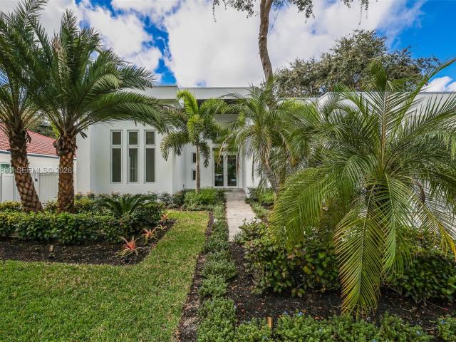 11780 NE 8th Ave, Biscayne Park, FL 33161 | MLS #A11980
