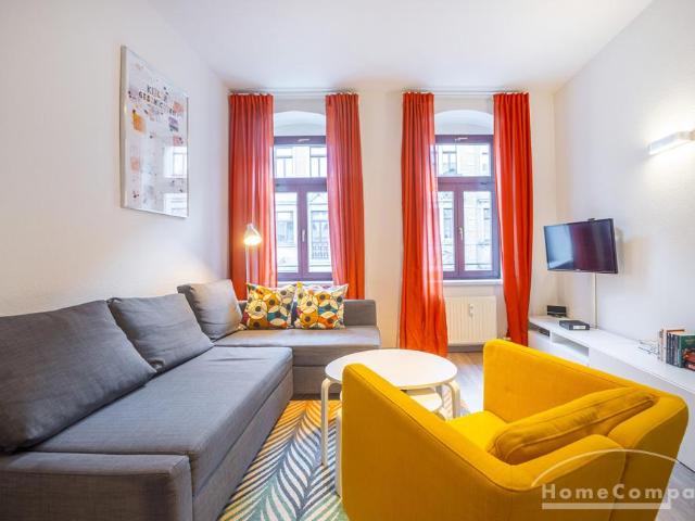 117812 HomeCompany Dresden Möbliert/Furnished 2 Zimmer Apartment in Dresden Neustadt max. 2 Personen