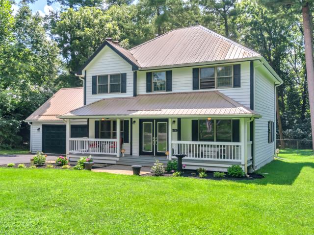 1178 N Saddlebrook Court