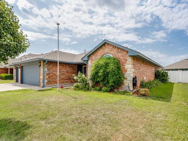 1178 SE 16th Place