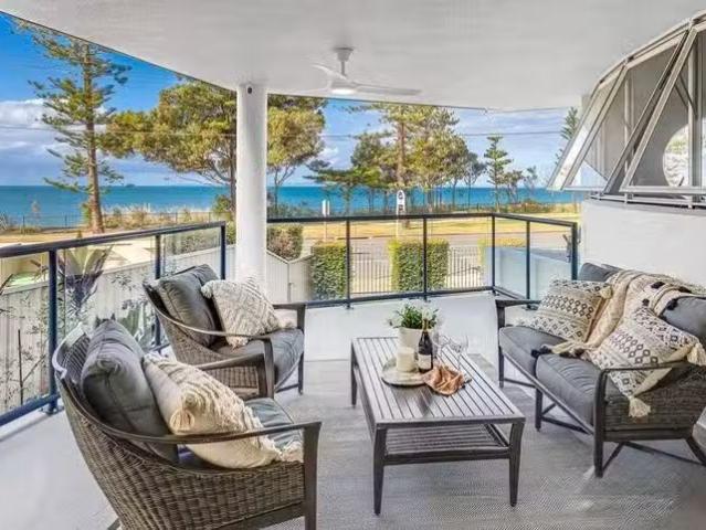 1/179 Landsborough Avenue, Scarborough, QLD 4020
