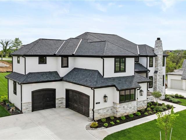 11705 W 170th St, Overland Park, KS 66221 | MLS #2629