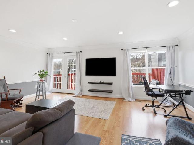 11705 Summer Oak Drive