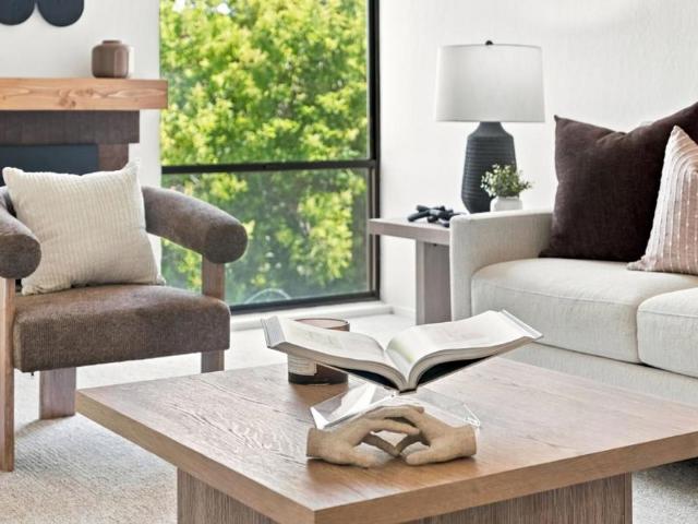 1170 Foster City Boulevard 308