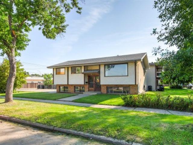 1170 Street Nw, Edmonton, AB, T5W 2H2 house for sale | Listing ID E4504 | Royal LePage